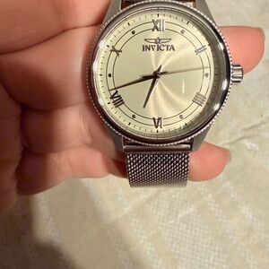 Invicta Silver Mesh Watch with Cream Dial and Roman Markers